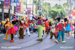 Disney California Adventure_Festival of the Holidays_Mickey’s Happy Hloidays-Hollywood Blvd (1 of 1)-2