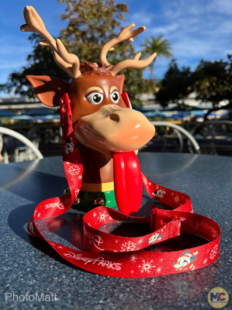 Disneyland Holiday Food Guide 2022, Season’s Eatings! The Complete Disneyland & Festival of Holidays Food Guide 2022