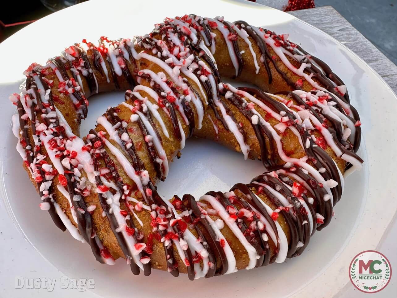 Disneyland Holiday Food Guide 2022, Season’s Eatings! The Complete Disneyland & Festival of Holidays Food Guide 2022
