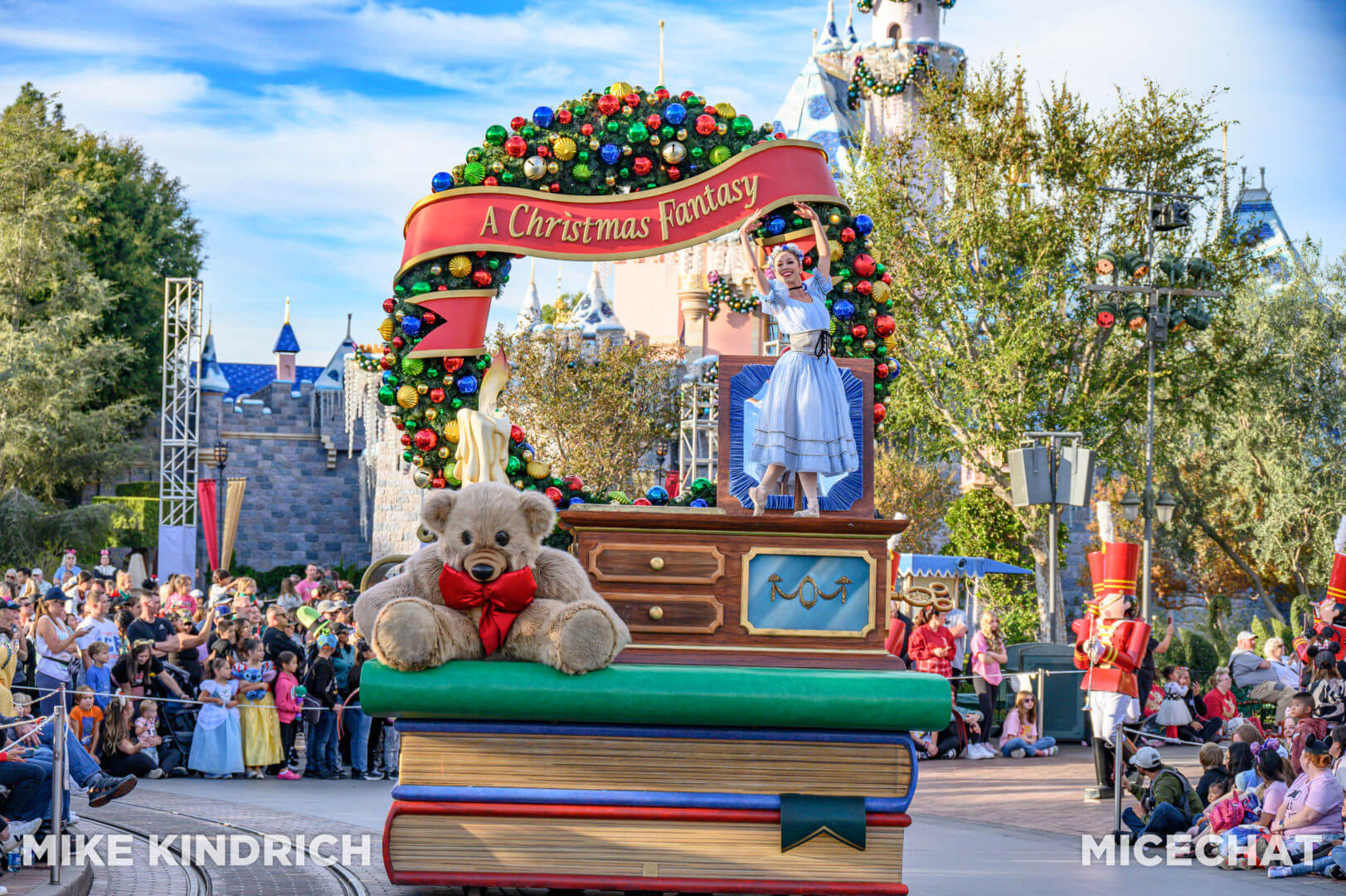 , Disneyland Update – The CEO Who Stole Christmas
