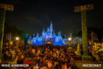 Disneyland_Main Street_Pre Fireworks_Crowds (1 of 1)