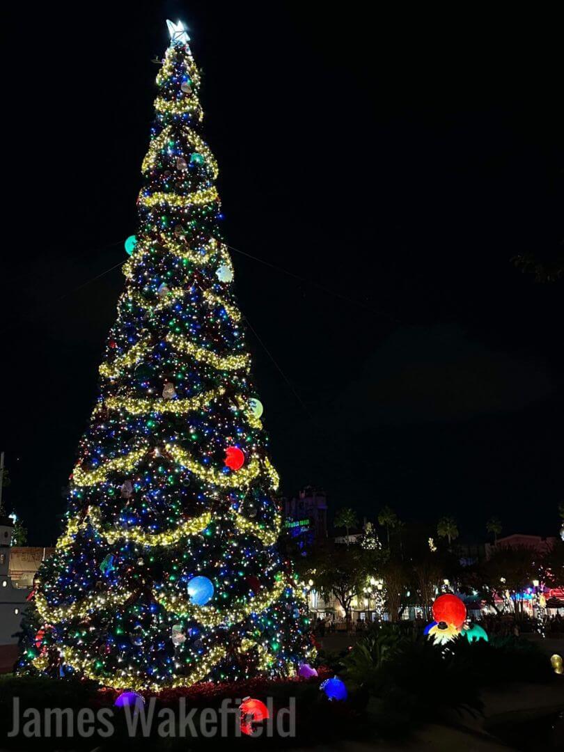 , Hooray for the Holidays at Walt Disney World’s Hollywood Studios!