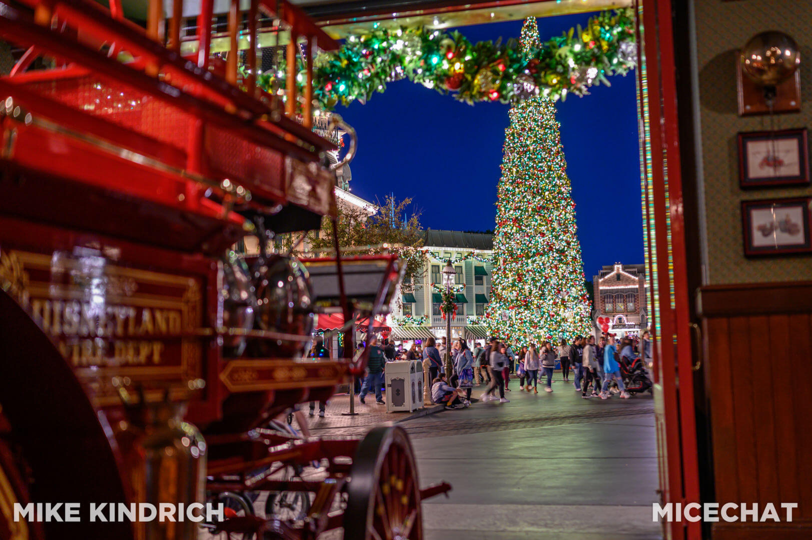 , Disneyland Update – The CEO Who Stole Christmas