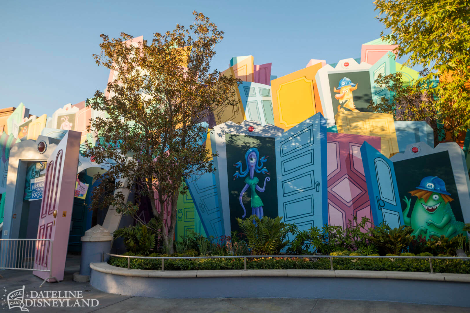 Monsters, Inc. Mike & Sulley to the Rescue! Attraction Façade