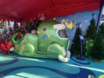 USH Grinchmas Who-ville truck – Photo by Samantha Davis-Friedman