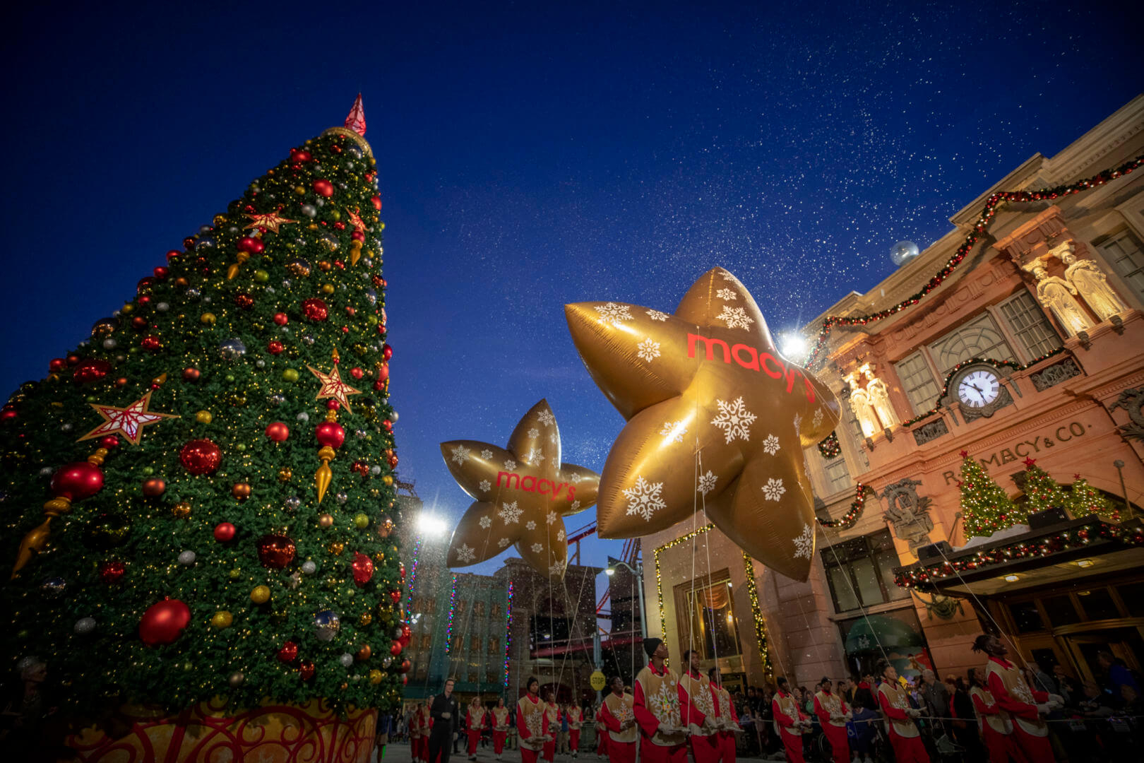 Universal Orlando Holidays, Universal Orlando Holidays 2025: Grinchmas, Wizarding World Magic & More!