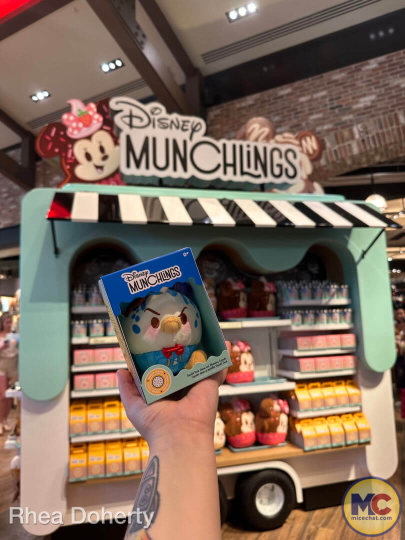 Donald Duck Munchling, Limited Edition Donald Duck Munchling &#038; Cupcake Sweet Enough to Eat