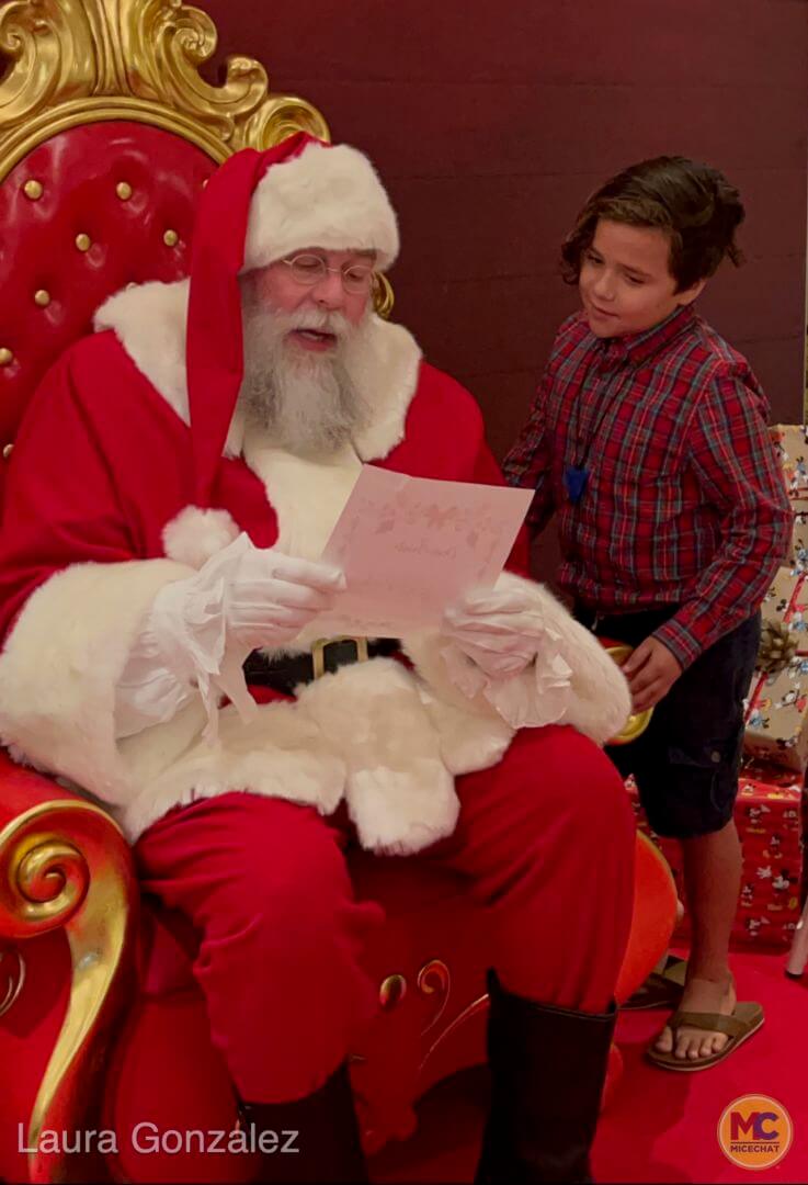 , Mealtime Merriness: Breakfast with Santa at Disney Springs