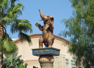 Yesterland: Hollywood Pictures Backlot Elephants Hollywood Pictures Backlot Elephants