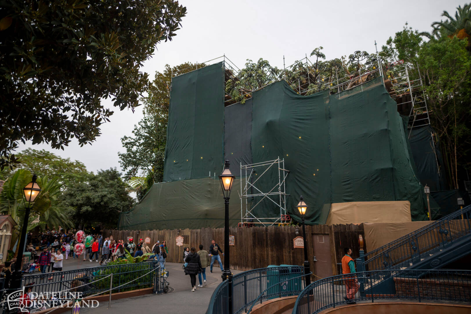 Bob Iger, Disneyland News Update: Bob Iger, Walt’s Shadow & Refurb Madness!