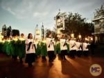 Disneyland Candlelight Processional choir parade route 317601969_835736824156837_4530495364804156613_n