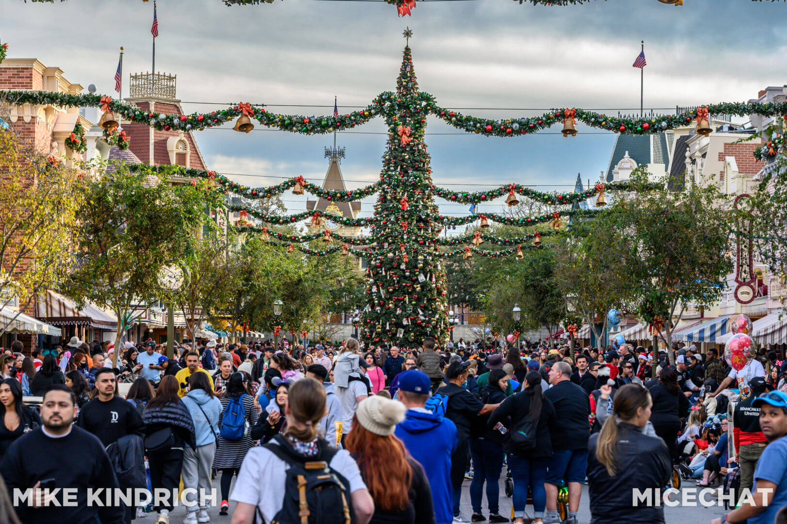 , Disneyland Update &#8211; Magic Meter, Locked Out &#038; Christmas Cutbacks