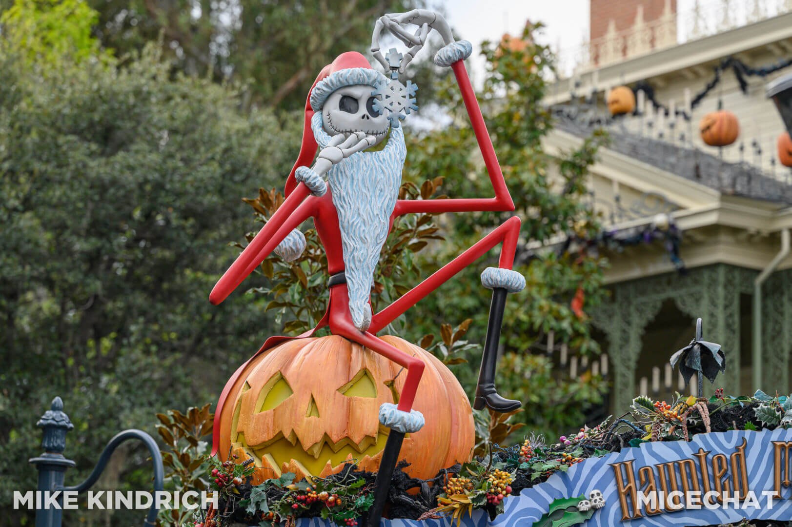 , Disneyland Update &#8211; Magic Meter, Locked Out &#038; Christmas Cutbacks