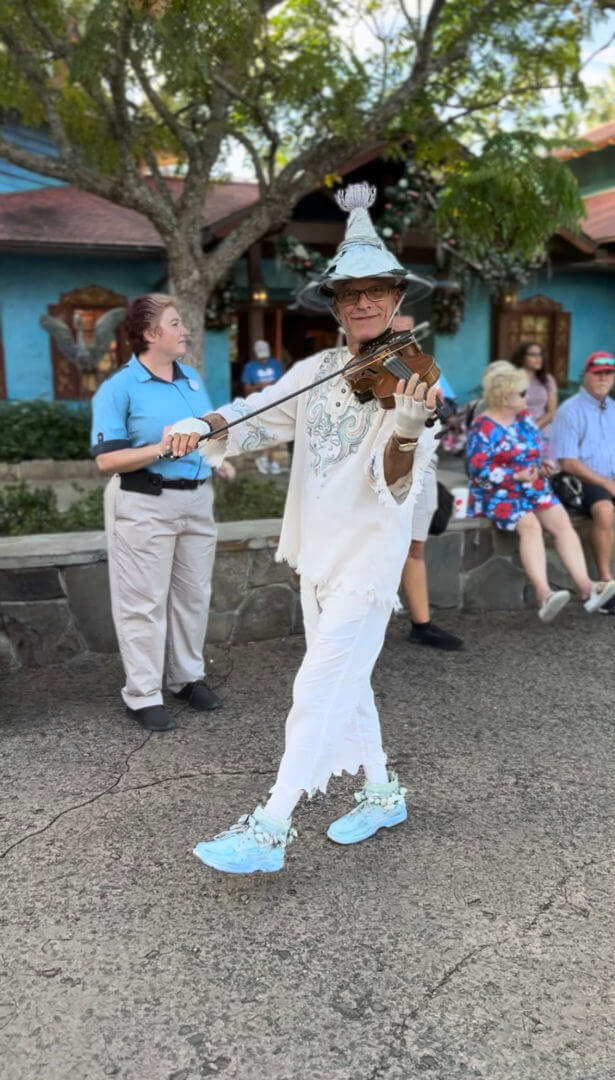, Christmas in the Wild: Disney’s Animal Kingdom Winter Wonderland!