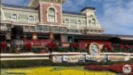Walt-Disney-World-magic-kingdom-train-roy-disney-engine