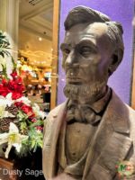 disneyland-Lincoln bust 1-MiceChat