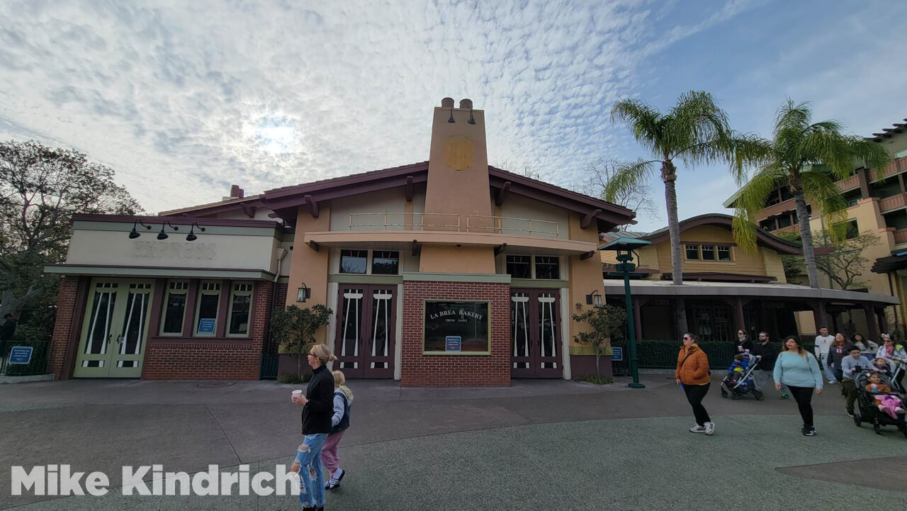 , Disneyland Update: It’s a Wall World After All