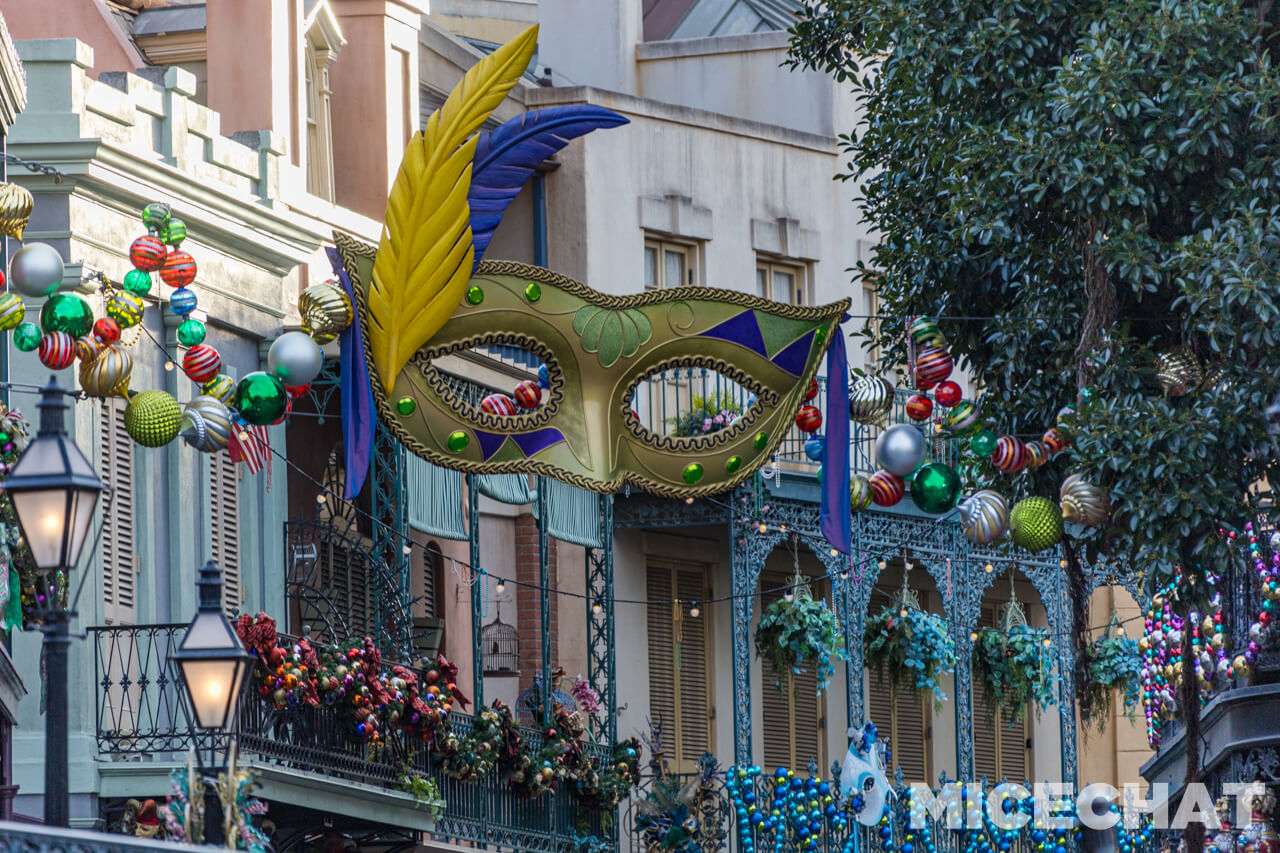 , Disneyland Update: It’s a Wall World After All