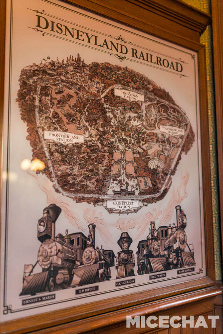 , Disneyland Update: It’s a Wall World After All