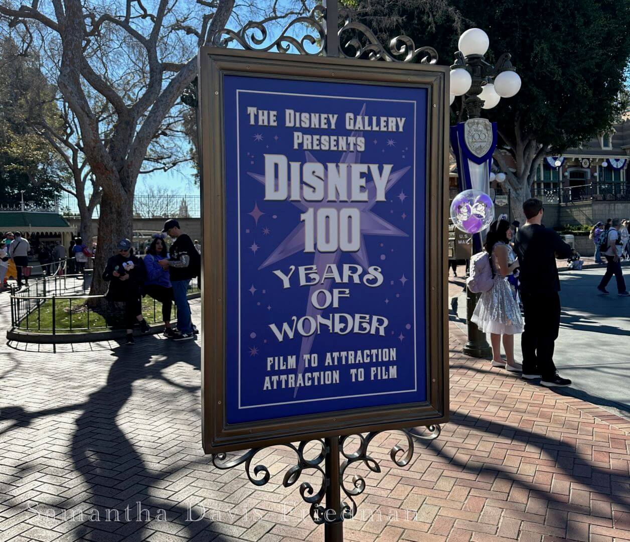 The Disney Gallery Presents: Disney 100 Years of Wonder.