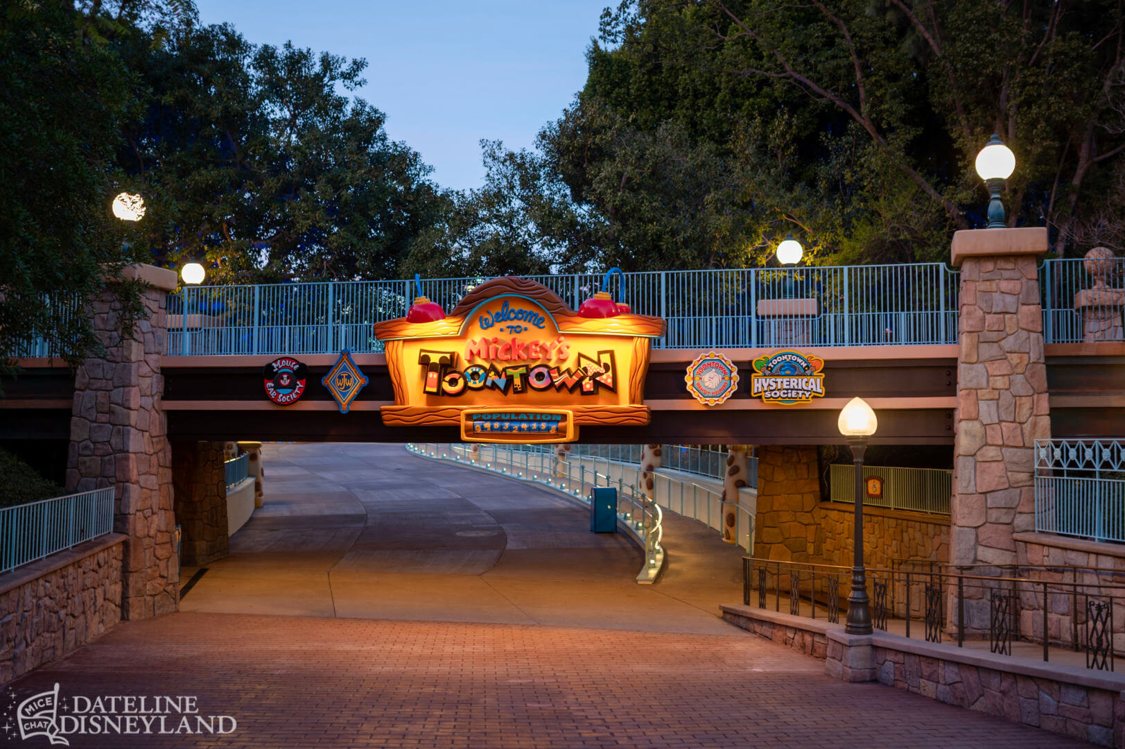 Runaway Railway, Complete Guide to Mickey and Minnie&#8217;s Runaway Railway at Disneyland