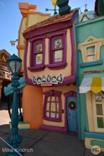 Disneyland toontown mickey & minnie’s runaway railway firestation gag MiceChat