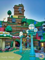 Universal Studios Hollywood-Super Nintento World courtyard 2-MiceChat