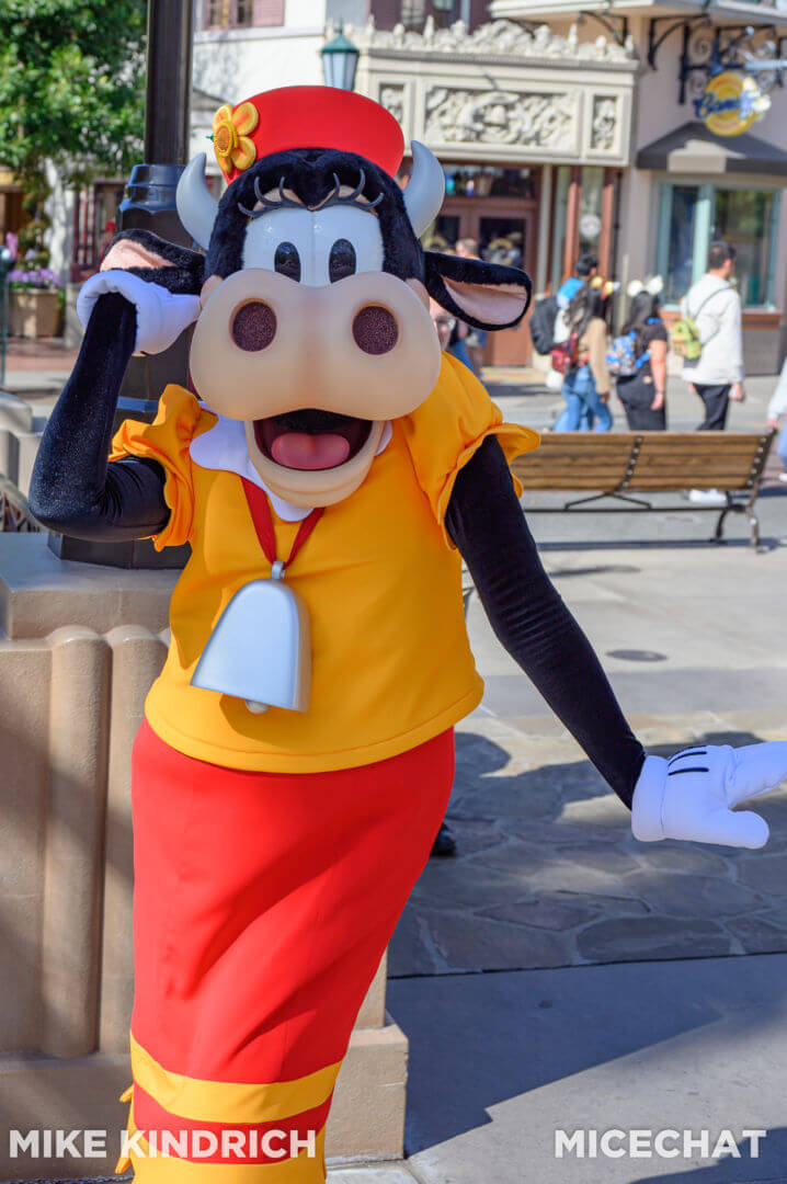 , Disneyland Update: Big Profits, Bigger Cuts & Blue People!
