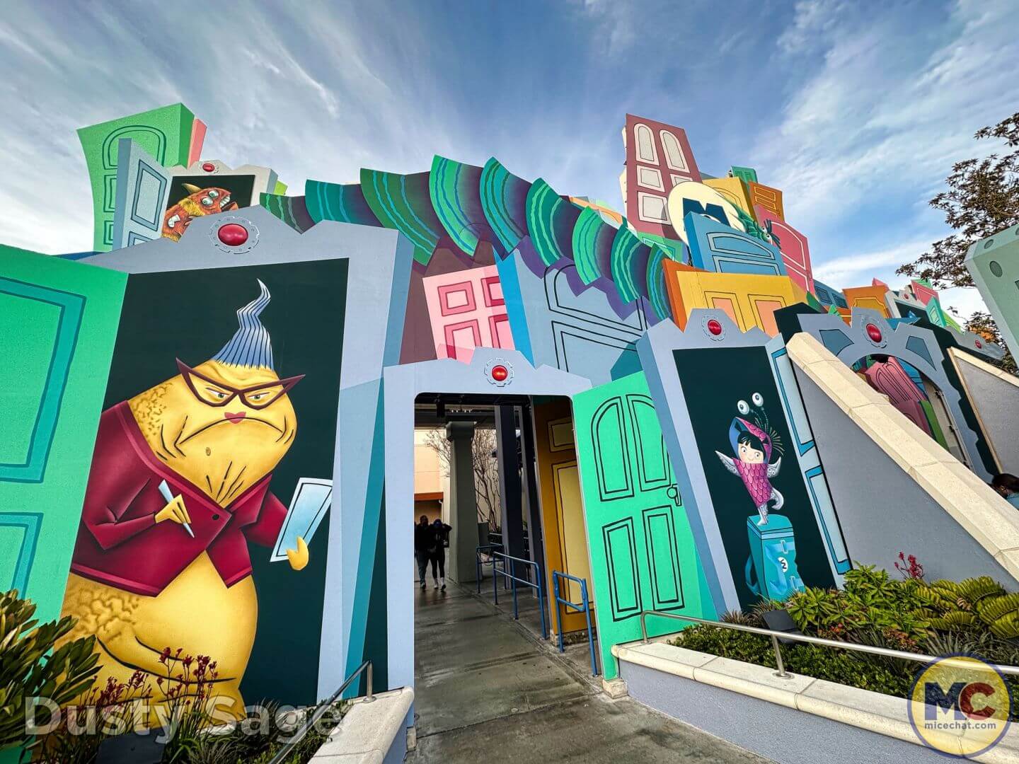 , DISNEYLAND UPDATE: Kim’s Goodbye, Coco’s Hello, Pandora Puzzlement & Construction Craziness!
