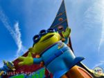 Disneyland-News-beauty tomorrowland little green men-MiceChat