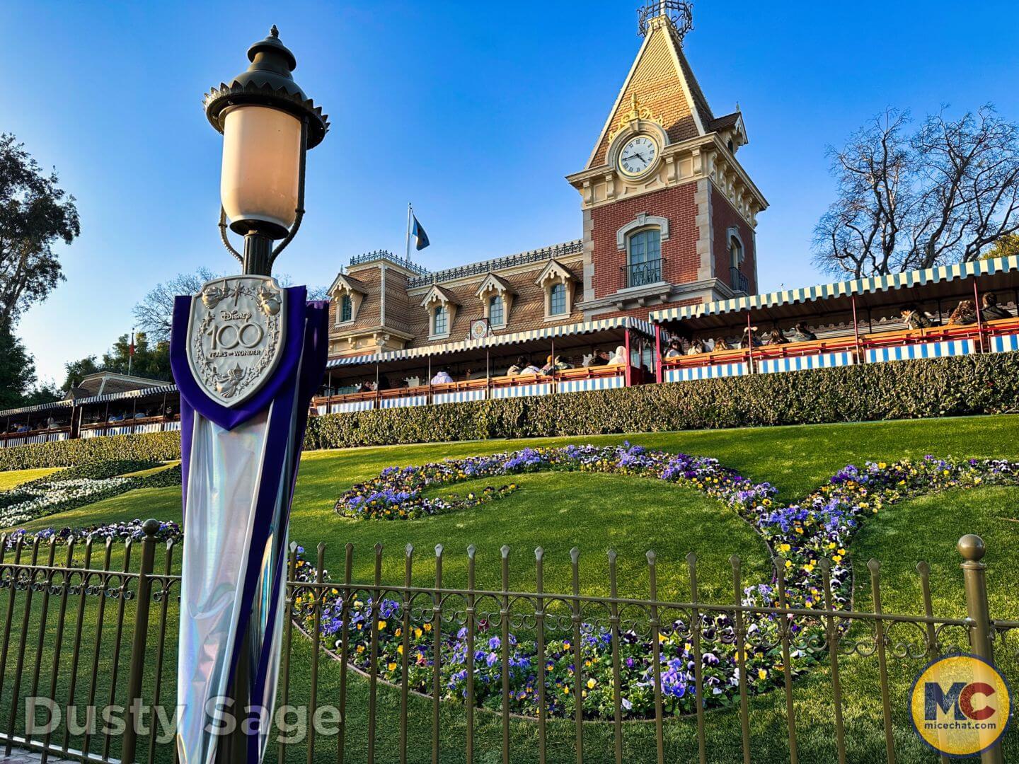 , Disneyland Update: Big Profits, Bigger Cuts & Blue People!