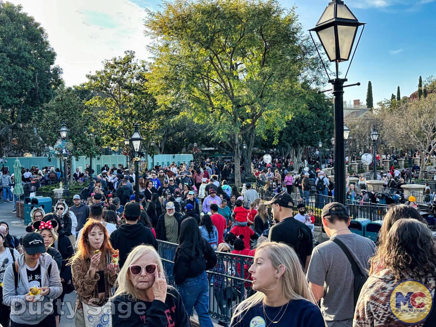 , Disneyland Update: Dropped off, Burned Out &#038; Forgotten&#8230;