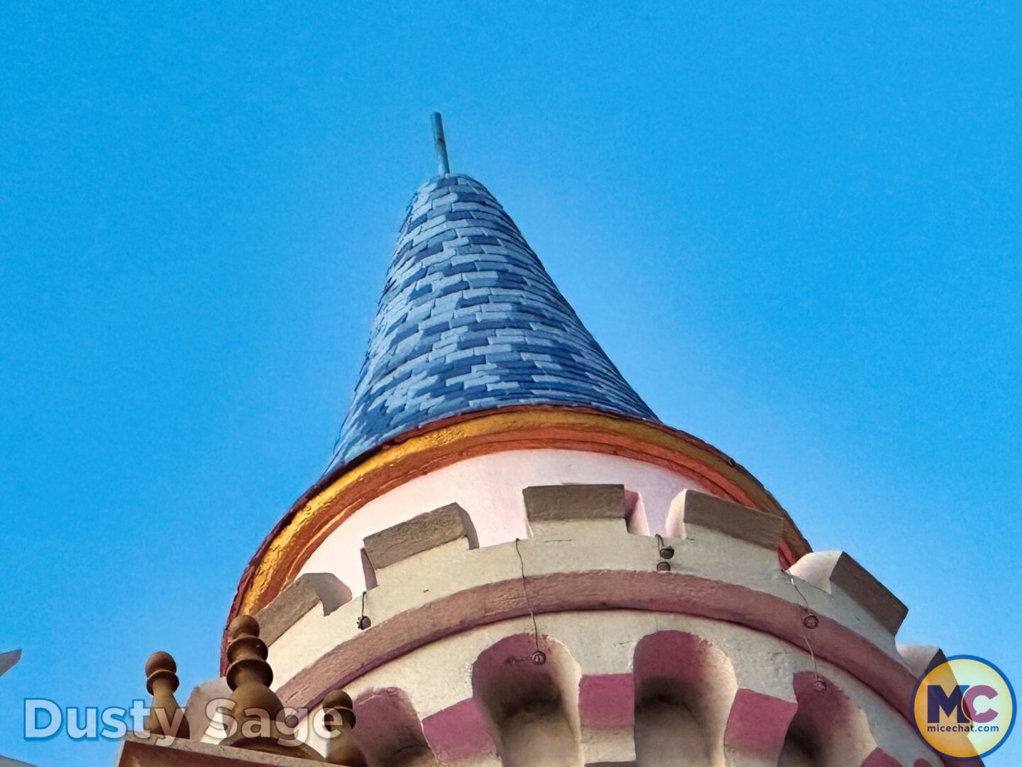 , Disneyland Update: Big Profits, Bigger Cuts & Blue People!