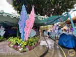Disneyland-News-rain alice empty 3-MiceChat