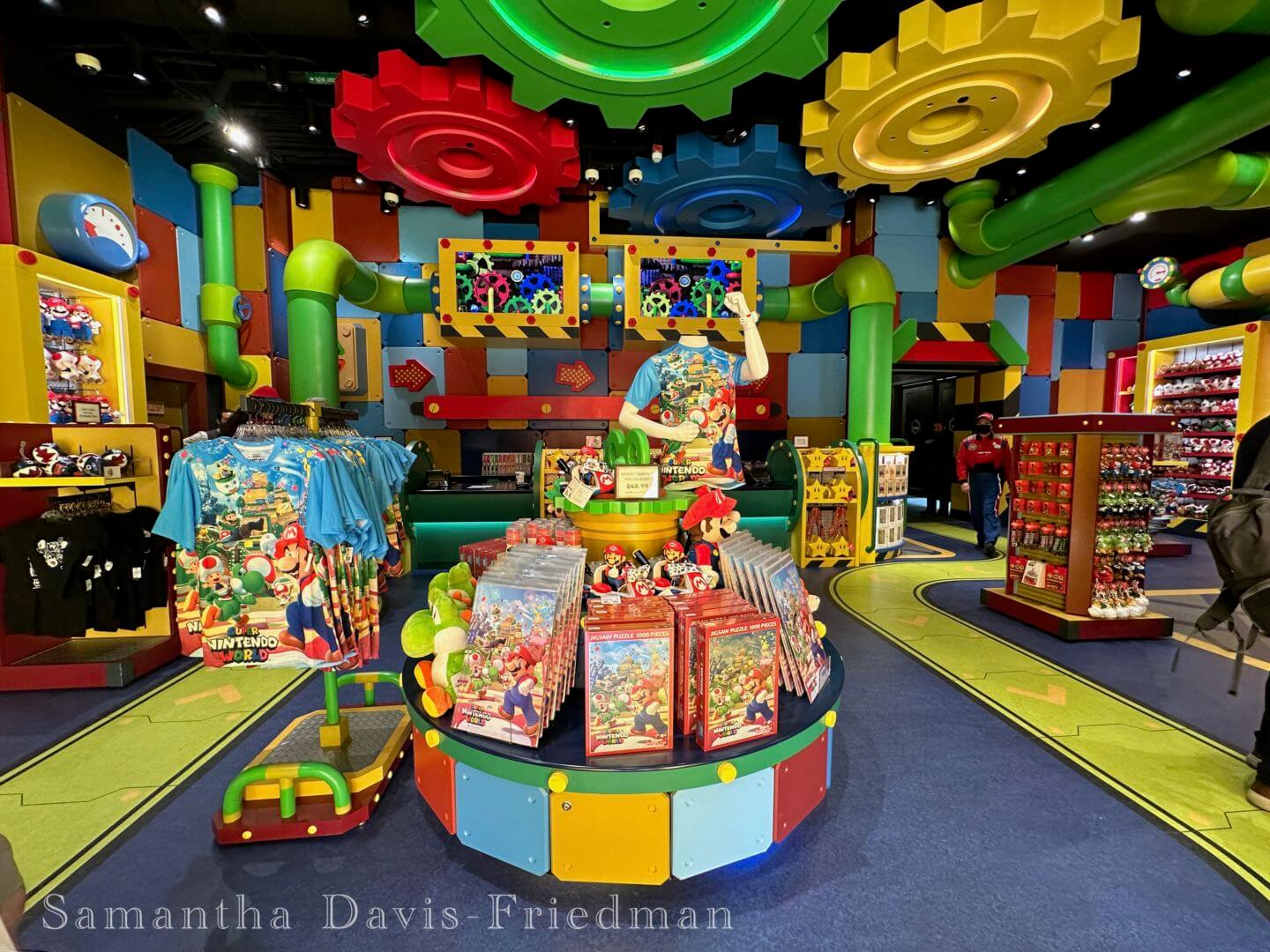 Super Nintendo World shop