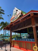 Aquatica-Orlando-water-park-15-years-fun-beach-nights-trader-turis-tiki-bar