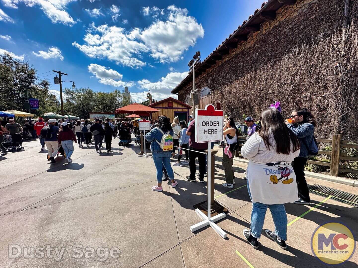 , Disneyland Update &#8211; Exciting Finds, Feasts, and Oswald Meets!