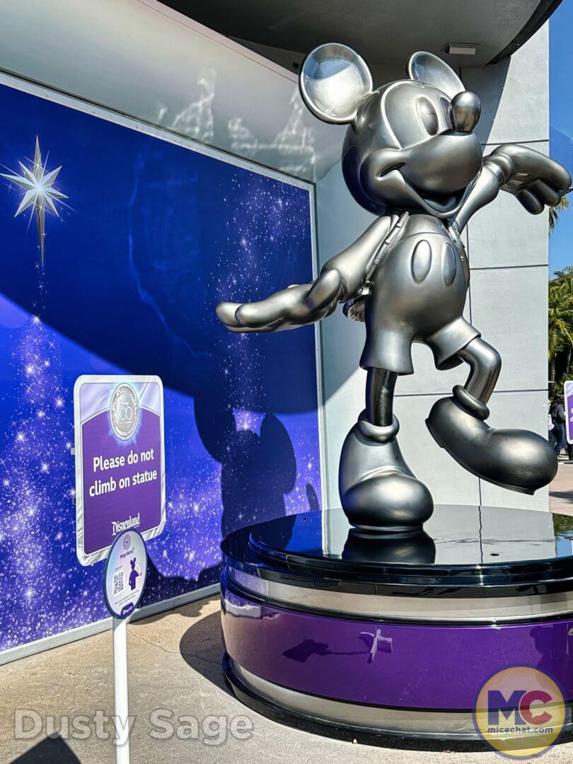 , Disneyland Update – Exciting Finds, Feasts, and Oswald Meets!