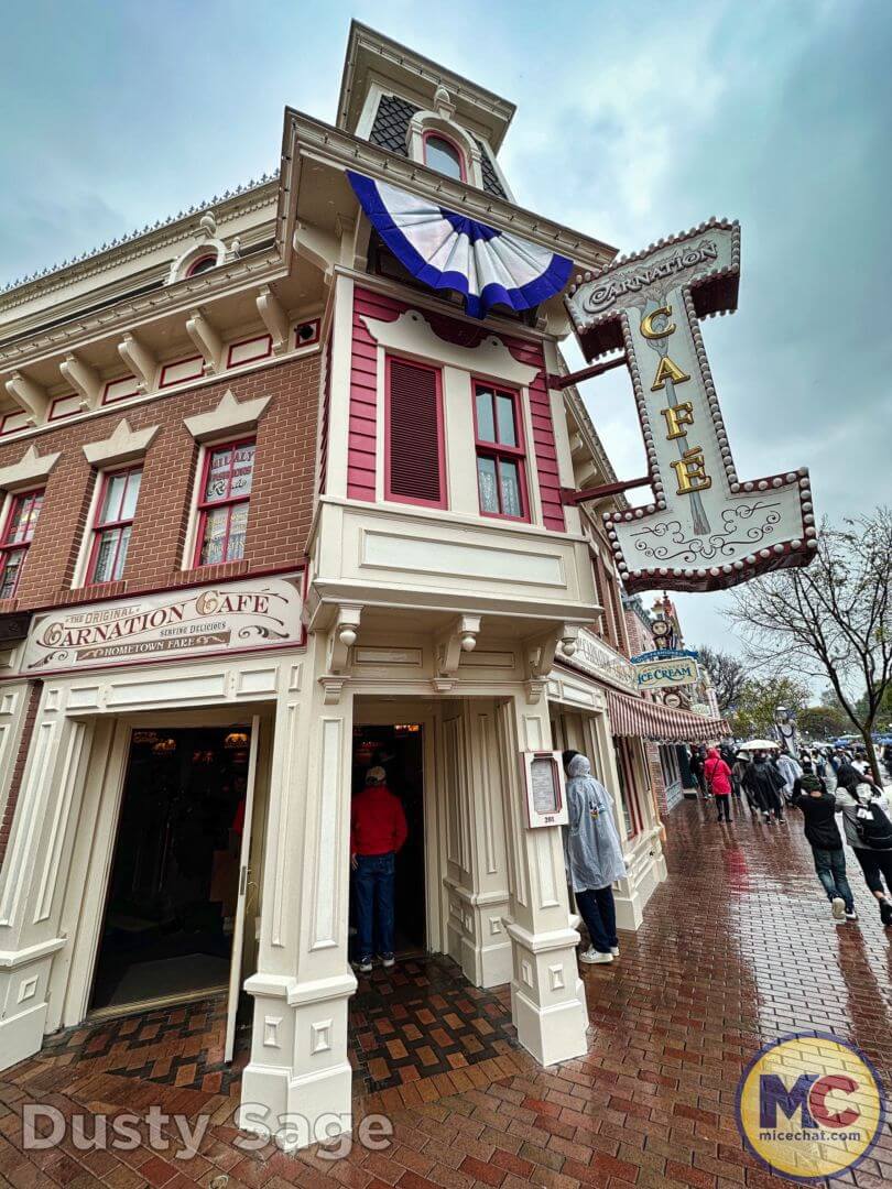 , Disneyland News: New Menus and Stiff Drinks at 3 Table Service Restaurants