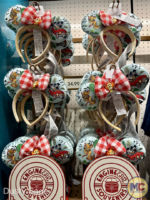 Disneyland ToonTown EngineEAR Souvenirs-ear headband rack