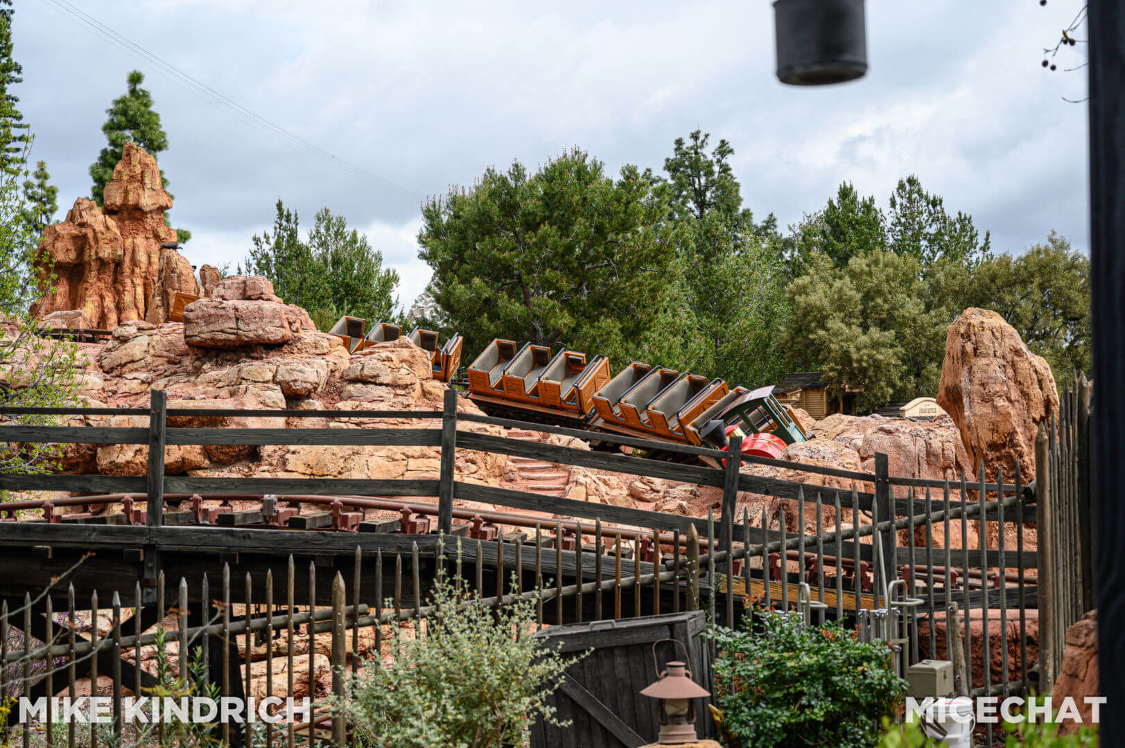 , Disneyland Update: Avengers Campus Construction, Splash Dash, Re-Tooned &#038; More