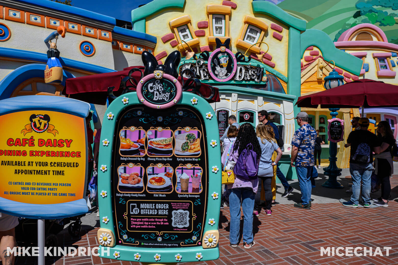 ToonTown, Disneyland ToonTown REOPENED – Essential Guide to Rides, Food, Shopping & More!