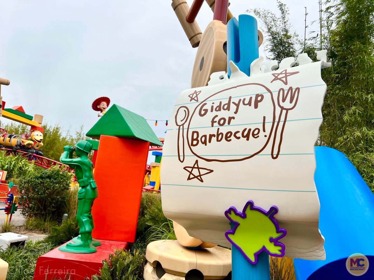 Roundup Rodeo BBQ, Walt Disney World’s Brand New Roundup Rodeo BBQ is a Rootin’ Tootin’ Good Time!
