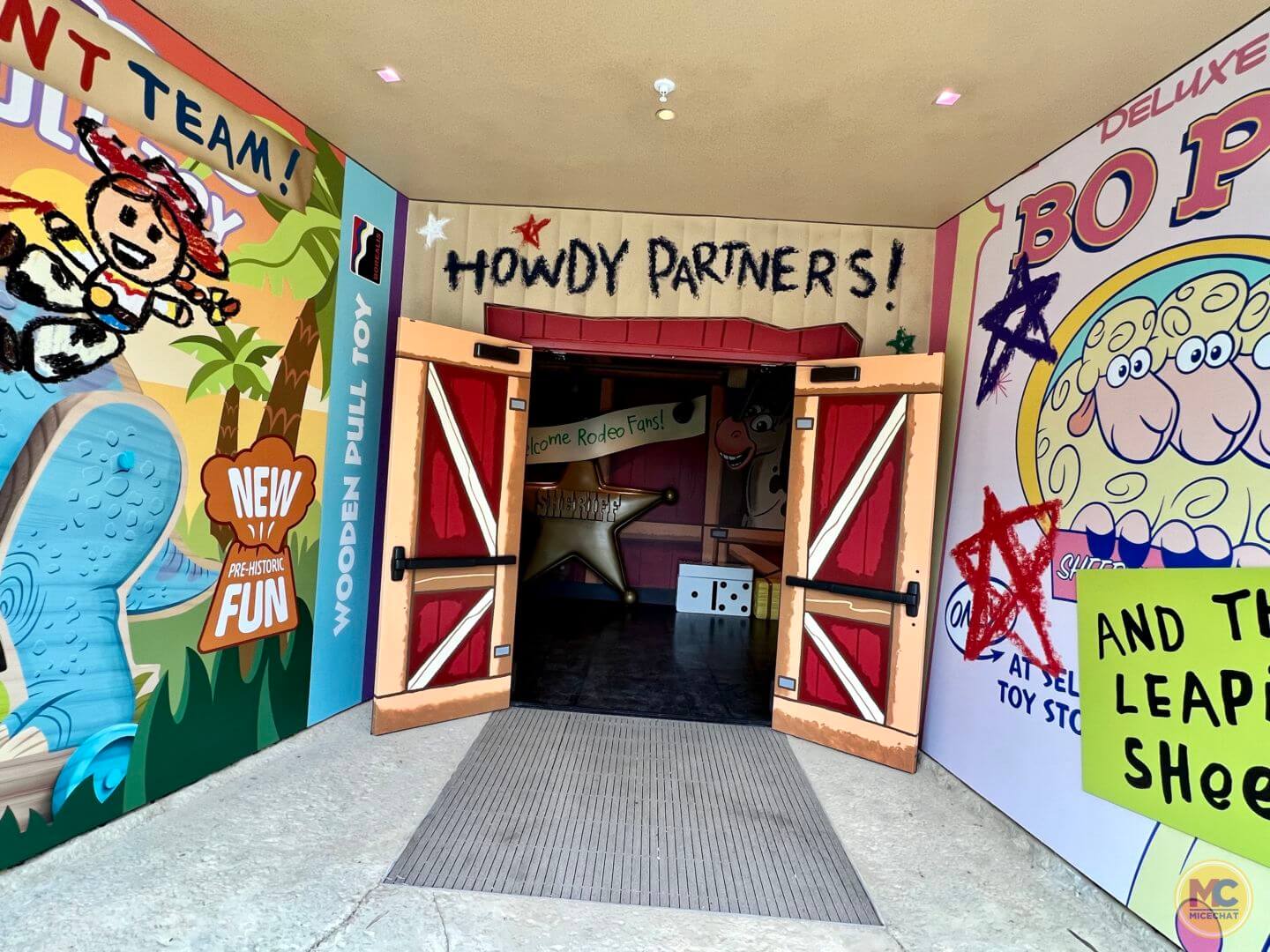 Roundup Rodeo BBQ, Walt Disney World’s Brand New Roundup Rodeo BBQ is a Rootin’ Tootin’ Good Time!