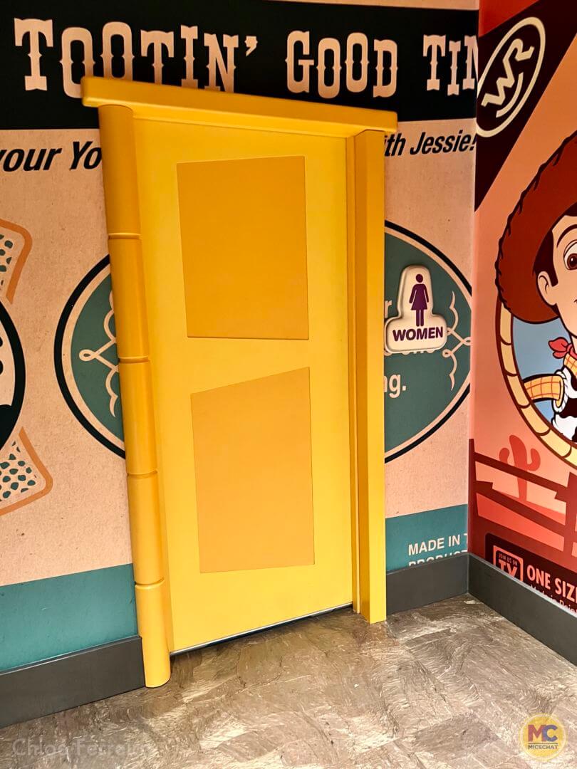 Roundup Rodeo BBQ, Walt Disney World’s Brand New Roundup Rodeo BBQ is a Rootin’ Tootin’ Good Time!