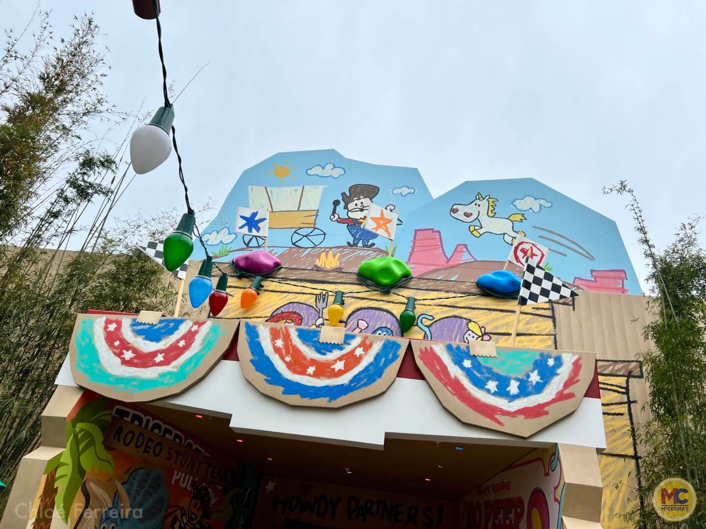 Roundup Rodeo BBQ, Walt Disney World’s Brand New Roundup Rodeo BBQ is a Rootin’ Tootin’ Good Time!