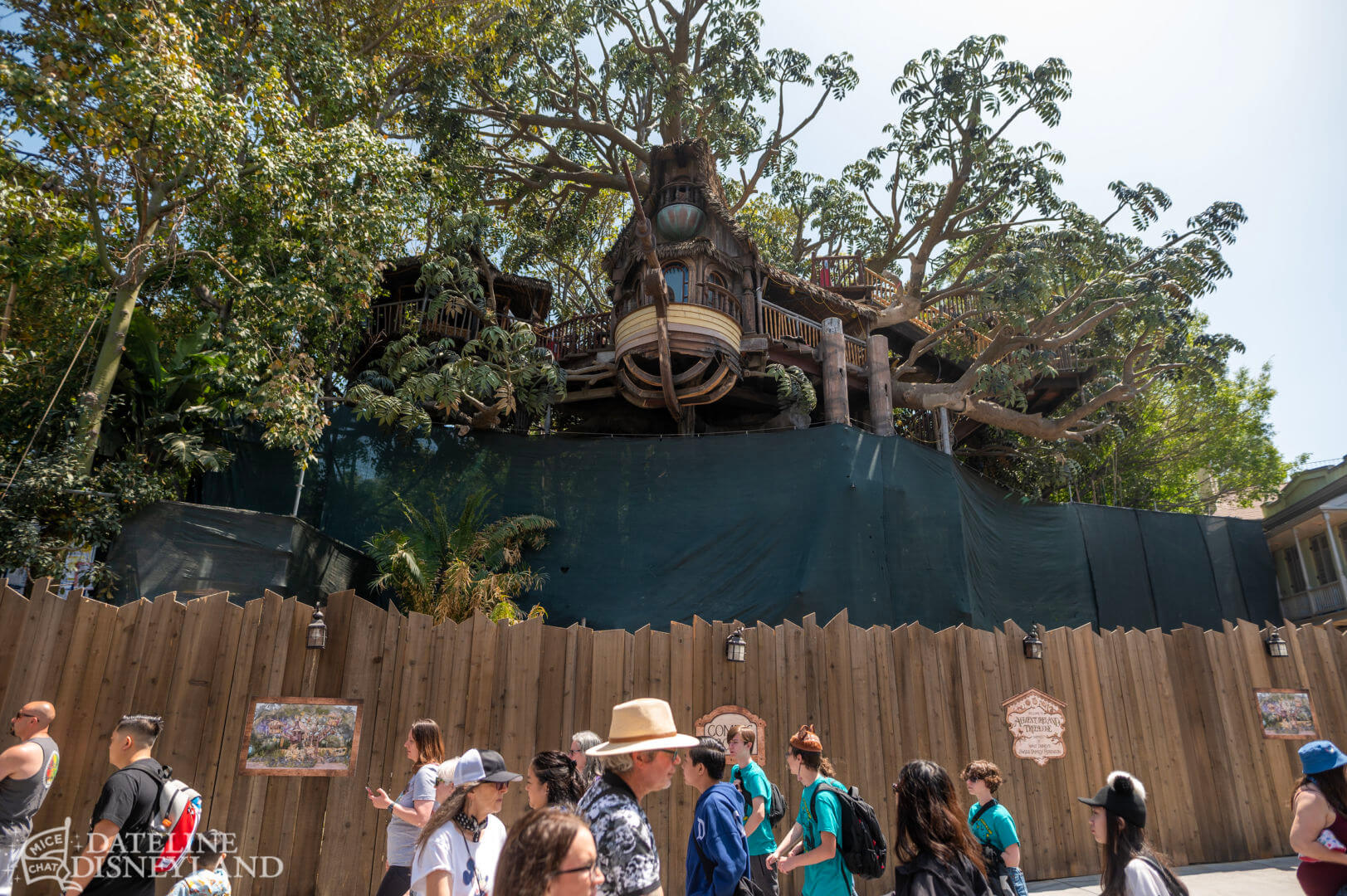 Disneyland, Disneyland Update: Fantasmic Aftermath, Spring Things & Construction Views