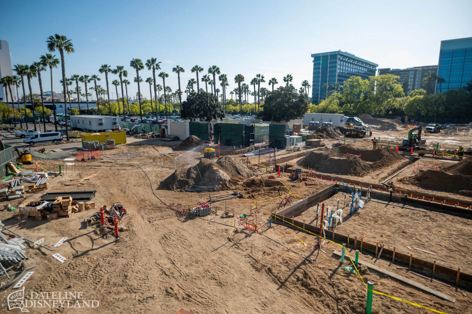 Disneyland, Disneyland Update: Fantasmic Aftermath, Spring Things &#038; Construction Views