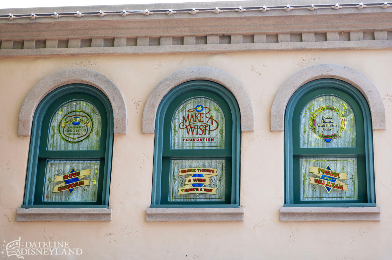 Disneyland, Disneyland Update: Fantasmic Aftermath, Spring Things & Construction Views