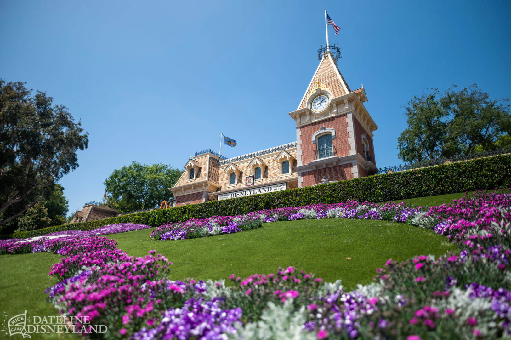 Disneyland, Disneyland Update: Fantasmic Aftermath, Spring Things & Construction Views